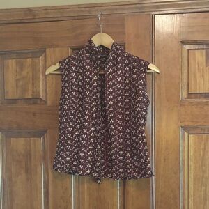 Tahari Maroon Floral Sleeveless Blouse